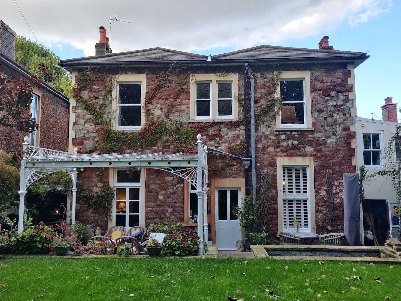 Period stone home exterior finished by Pacific Paints, Bristol